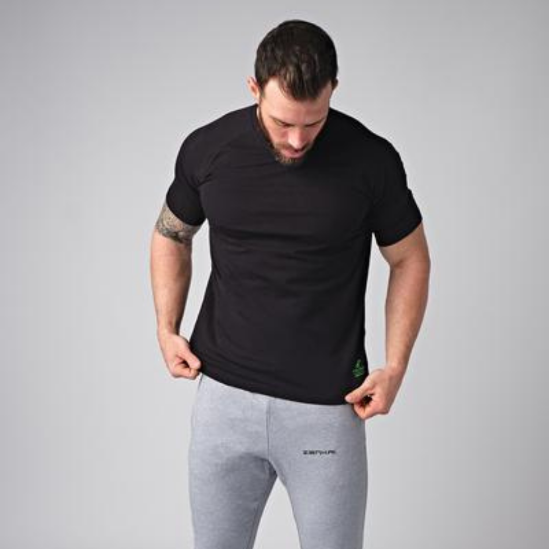 Compression vs. Loose Fit Apparel
