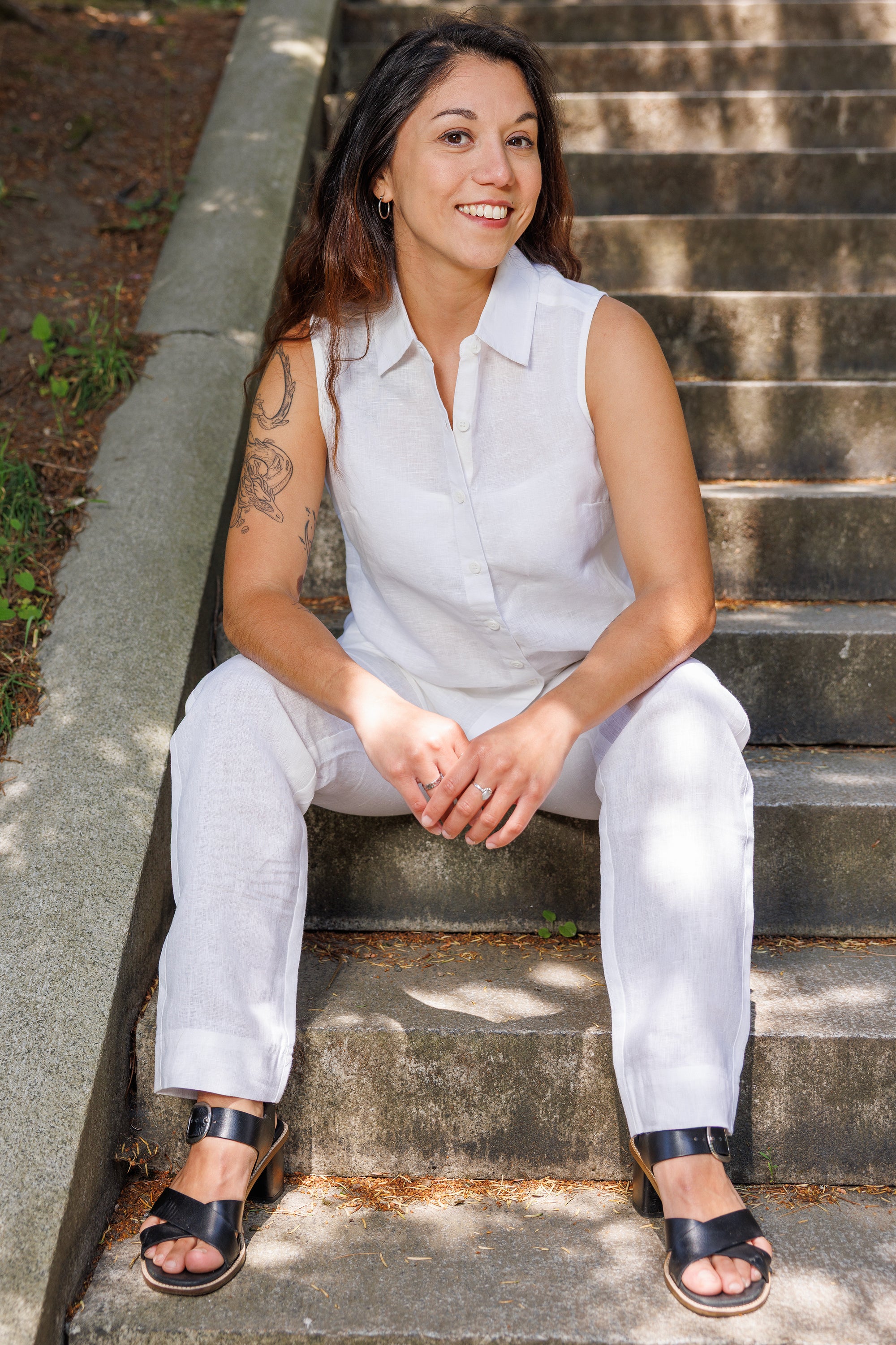 Women's Linen Sleeveless Shirt - Zenkai Sports