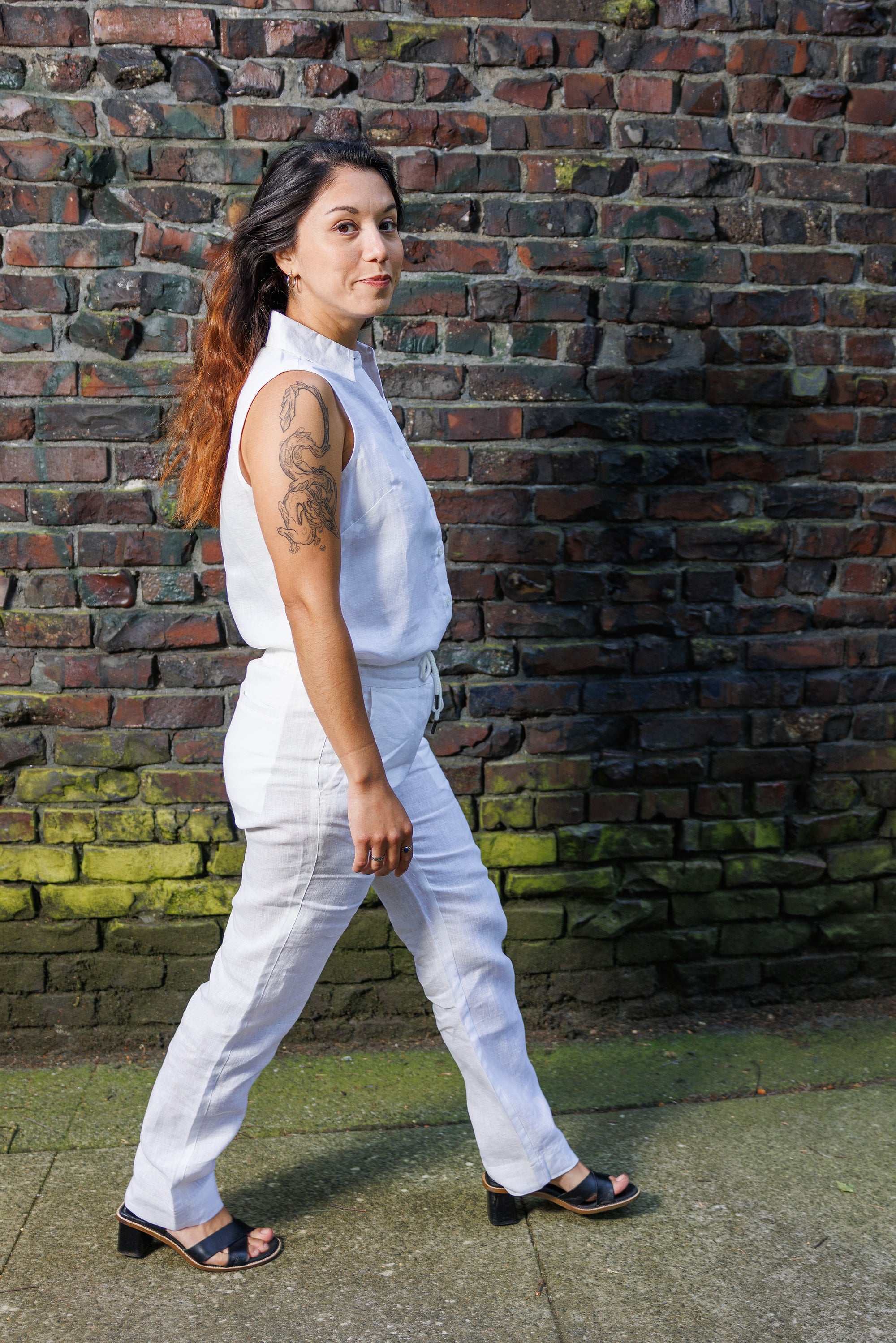 Women's Linen Sleeveless Shirt - Zenkai Sports