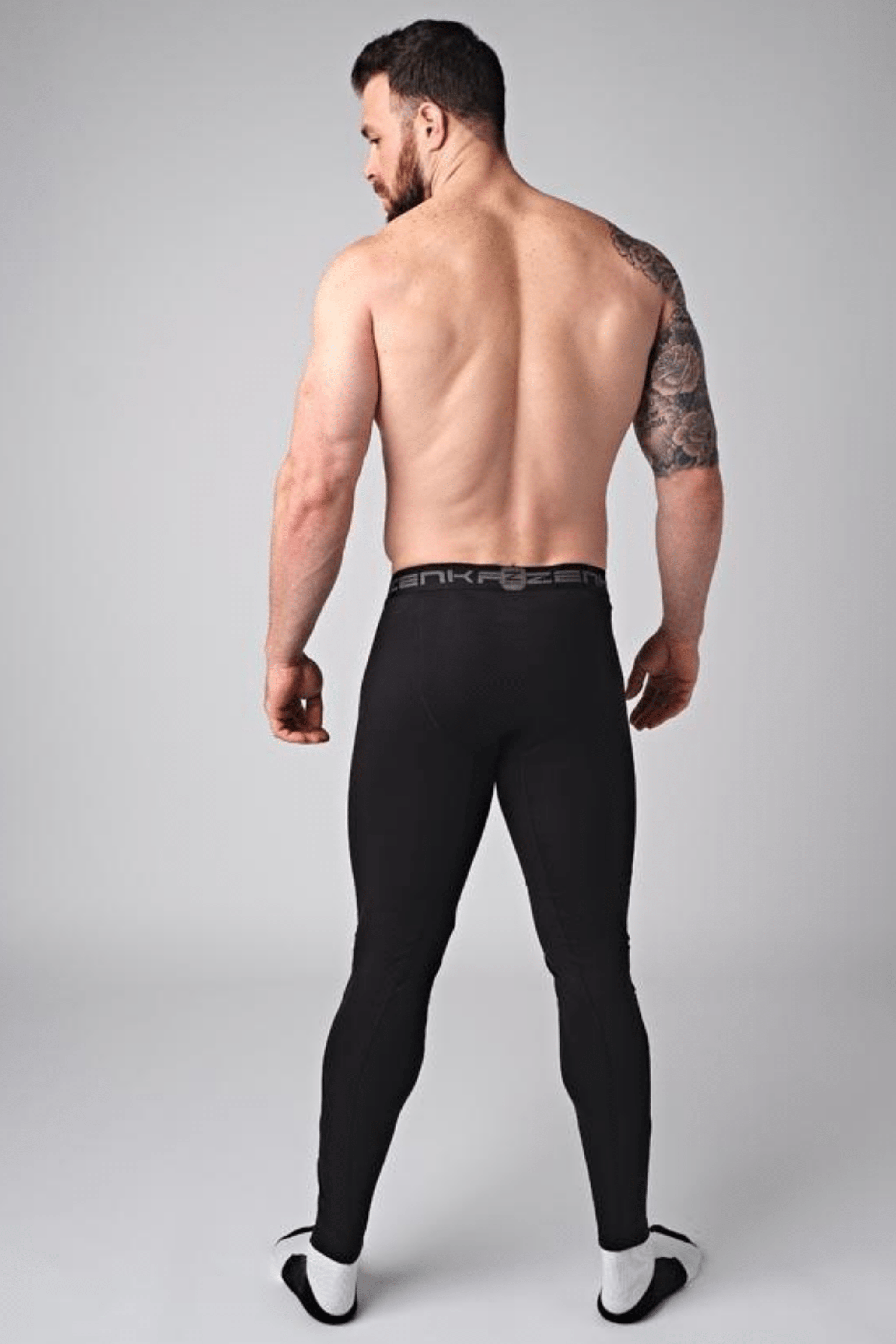 Mens Compression Running Leggings Athletic Tights with Phone Pocket - Black  - CH18MEAZUON Size Fits Like US S